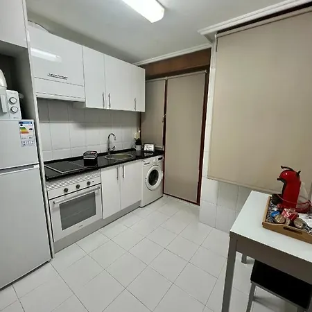 Piso Centrico A 10 Min De La Playa Con Garaje Incluido Apartment Castro Urdiales Exterior photo