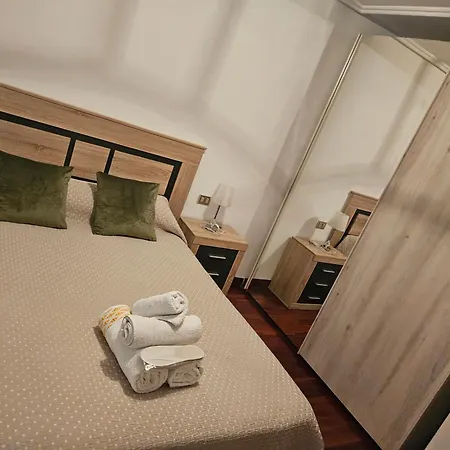 Piso Centrico A 10 Min De La Playa Con Garaje Incluido Apartment Castro Urdiales Exterior photo